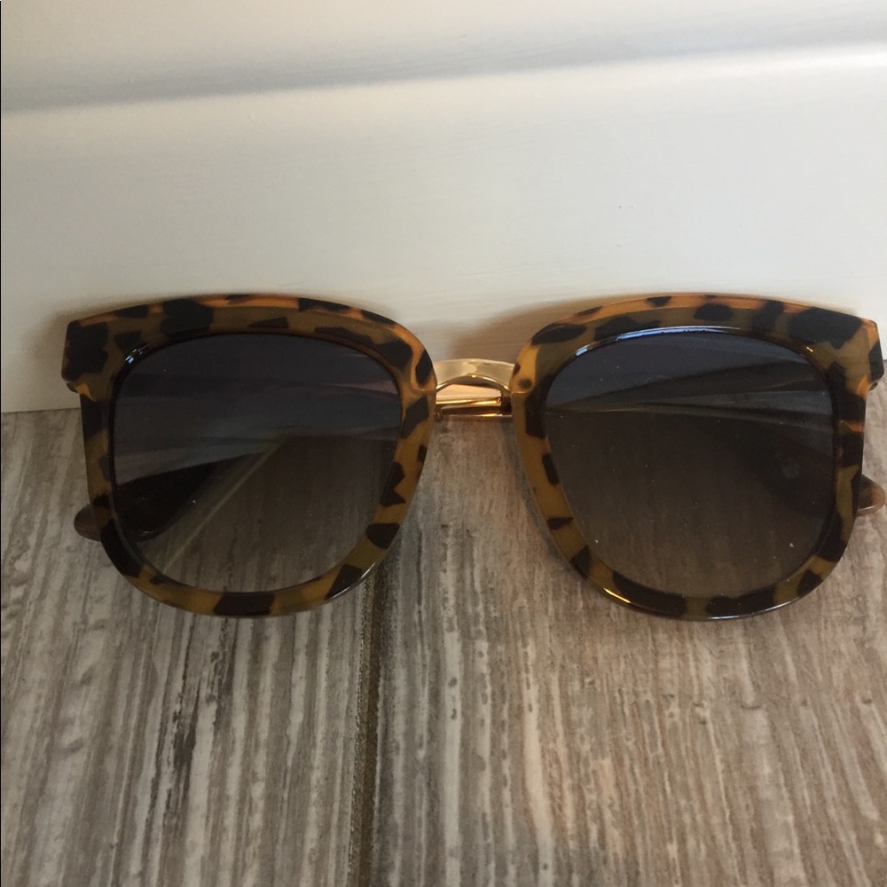 Express womens sunglasses